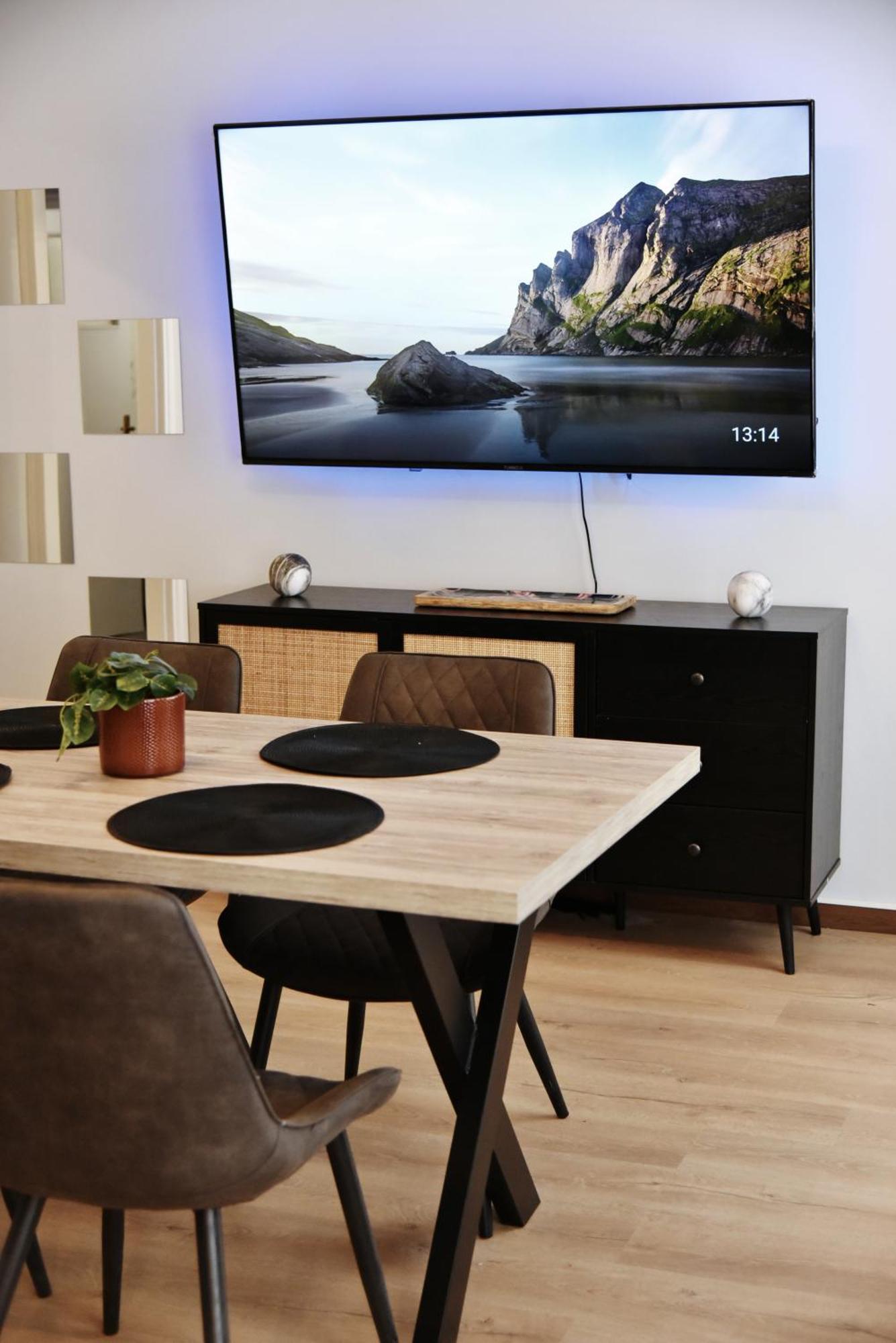 شقة Kipseli New Modern & Cozy 65Tv Netflix أثينا المظهر الخارجي الصورة