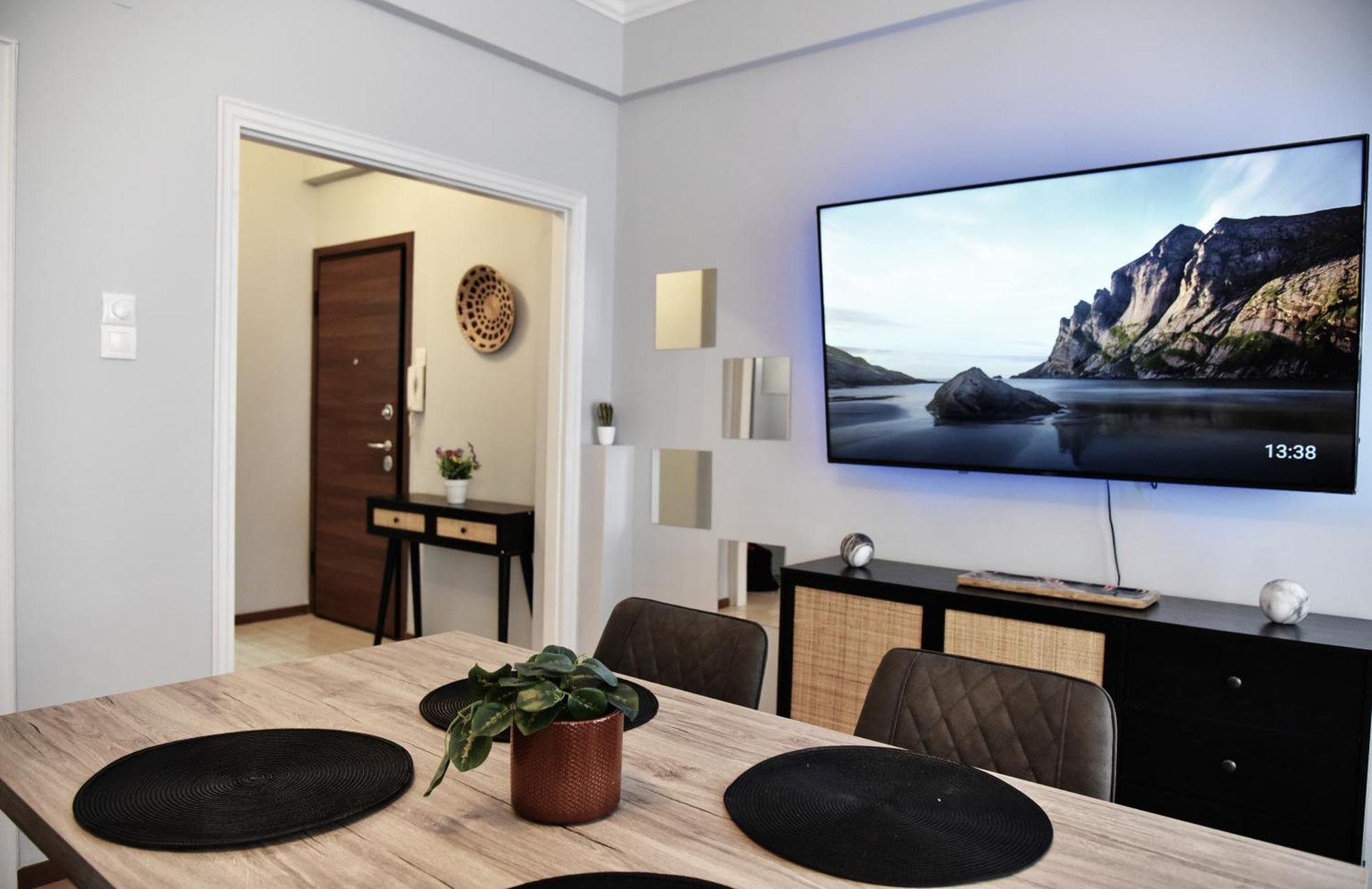 شقة Kipseli New Modern & Cozy 65Tv Netflix أثينا المظهر الخارجي الصورة